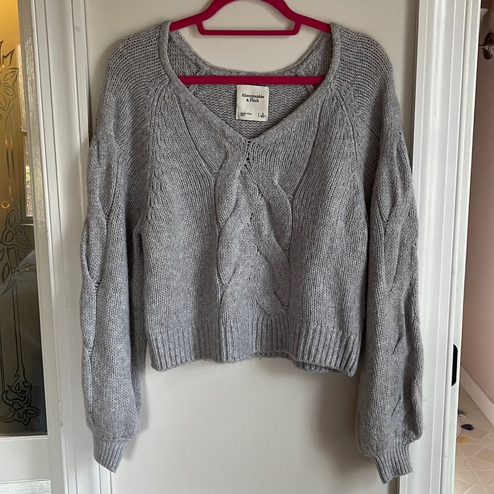 Abercrombie and Fitch Grey Balloon Sleeve Sweater